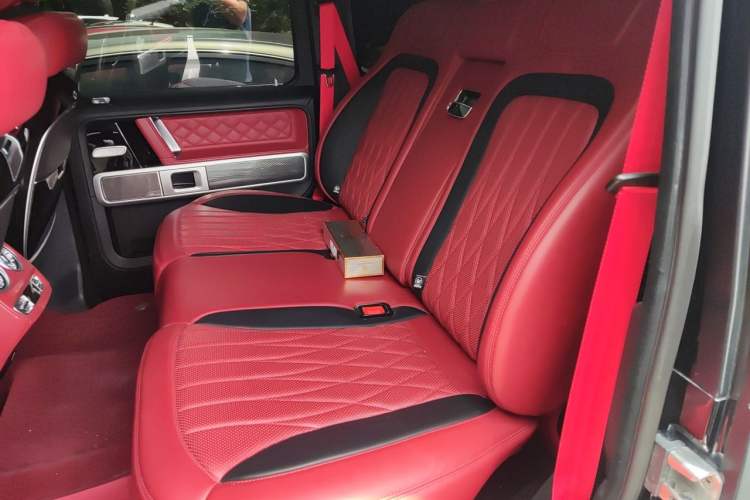 Used Mercedes-Benz G-Class 2016 G 500 Left Rear Seat
