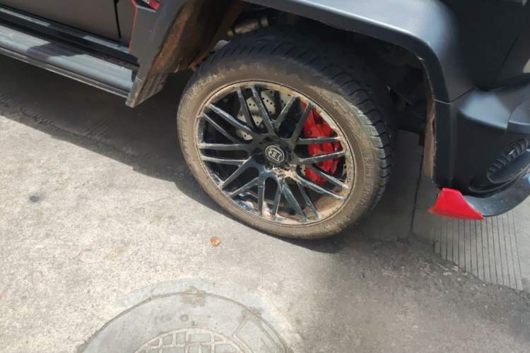 Used Mercedes-Benz G-Class 2016 G 500 Right Front Wheel Hub