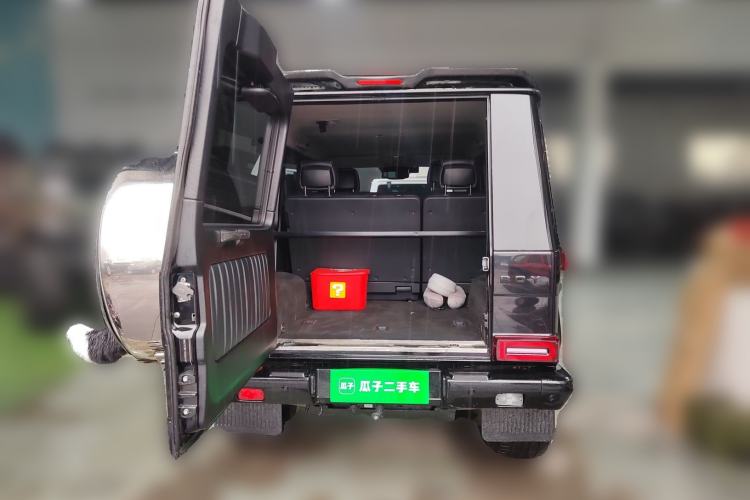 Used Mercedes-Benz G-Class 2016 G 500 Trunk