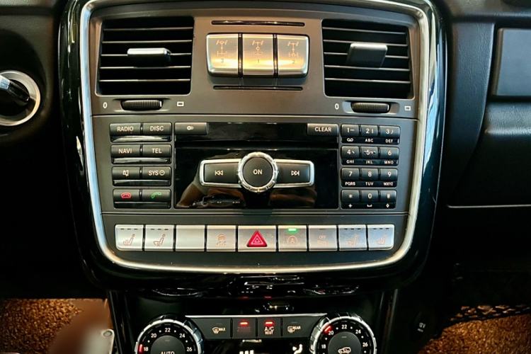 Used Mercedes-Benz G-Class 2016 G 500 Audio And AC Panel