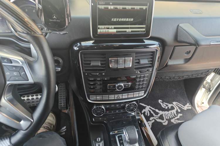 Used Mercedes-Benz G-Class 2016 G 500 Audio And AC Panel