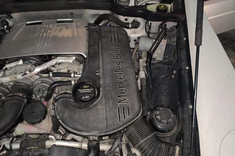 Used Mercedes-Benz G-Class 2016 G 500 Engine Bay Left