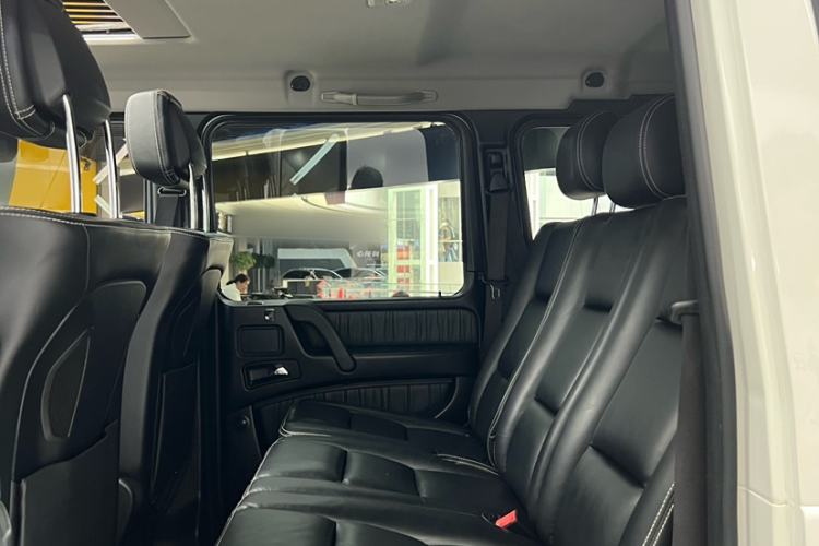 Used Mercedes-Benz G-Class 2016 G 500 Interior 1