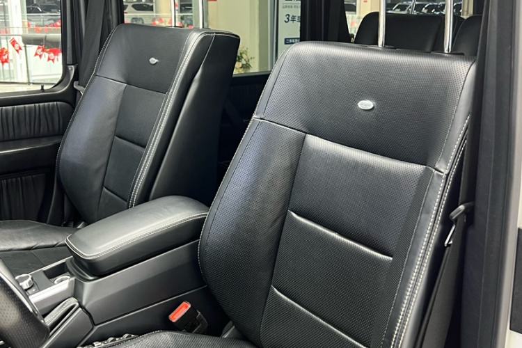Used Mercedes-Benz G-Class 2016 G 500 Interior 13