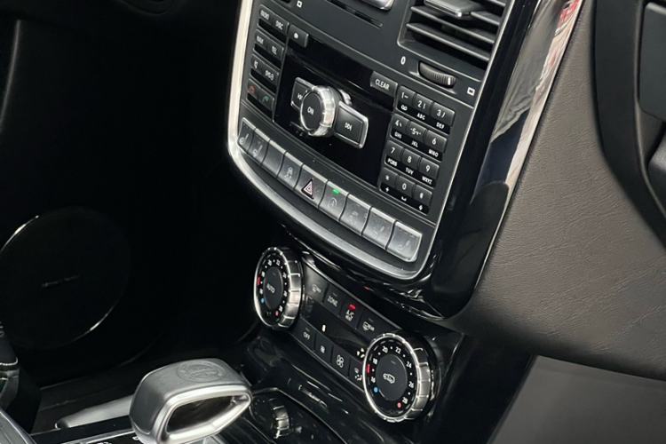 Used Mercedes-Benz G-Class 2016 G 500 Interior 14