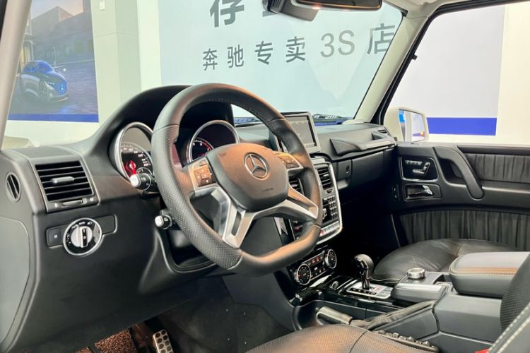 Used Mercedes-Benz G-Class 2016 G 500 Interior 15
