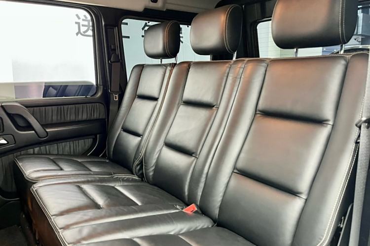 Used Mercedes-Benz G-Class 2016 G 500 Interior 4