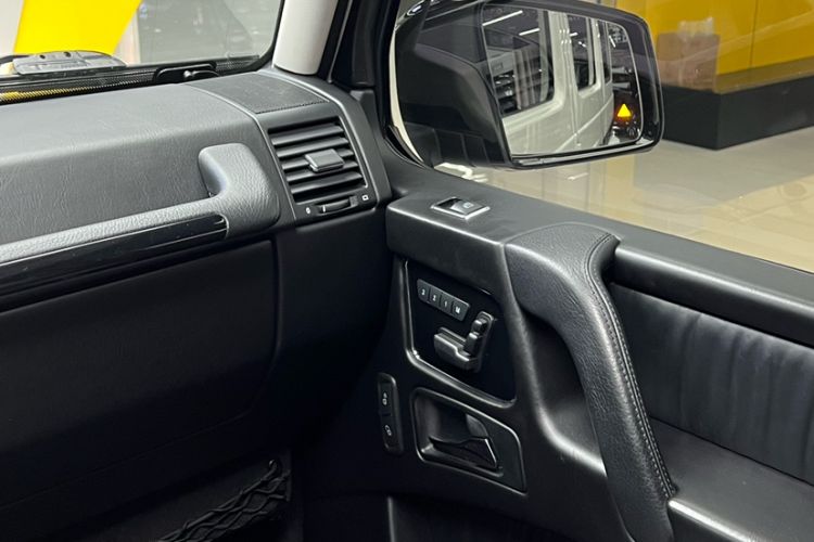Used Mercedes-Benz G-Class 2016 G 500 Interior 4