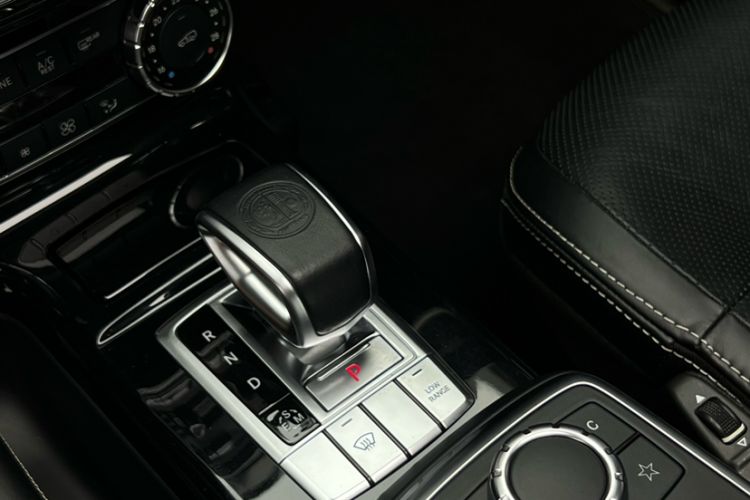 Used Mercedes-Benz G-Class 2016 G 500 Interior 7
