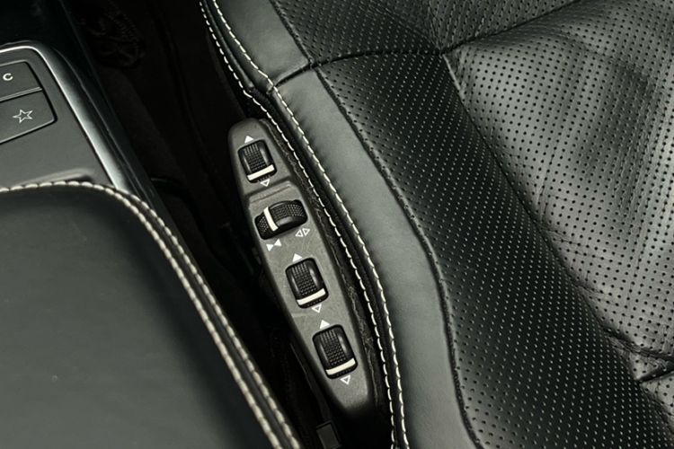 Used Mercedes-Benz G-Class 2016 G 500 Interior 8