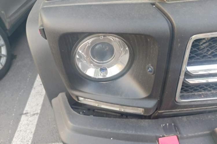 Used Mercedes-Benz G-Class 2016 G 500 Right Front Headlight