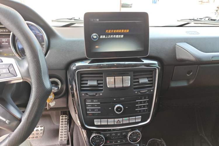 Used Mercedes-Benz G-Class 2017 G 350 d Audio And AC Panel