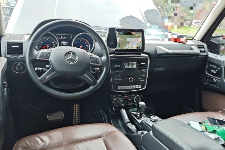Used Mercedes-Benz G-Class 2017 G 350 d Center Console