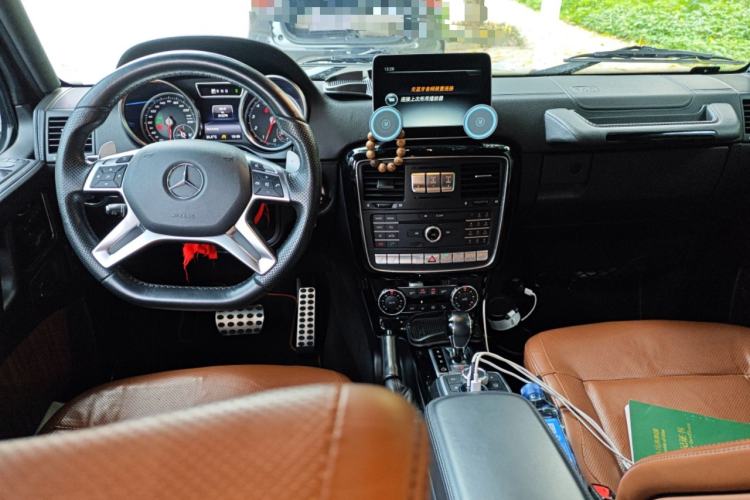 Used Mercedes-Benz G-Class 2017 G 500 Center Console