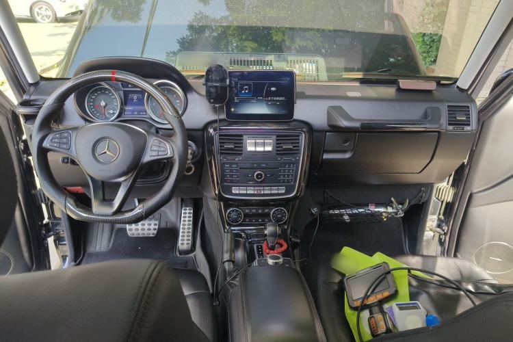 Used Mercedes-Benz G-Class 2017 G 350 d Center Console