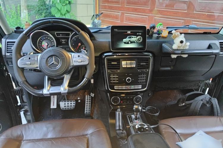 Used Mercedes-Benz G-Class 2017 G 350 d Center Console