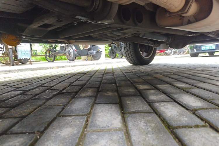 Used Mercedes-Benz G-Class  Chassis Front Left