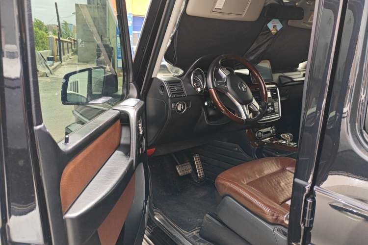 Used Mercedes-Benz G-Class  Driver Seat