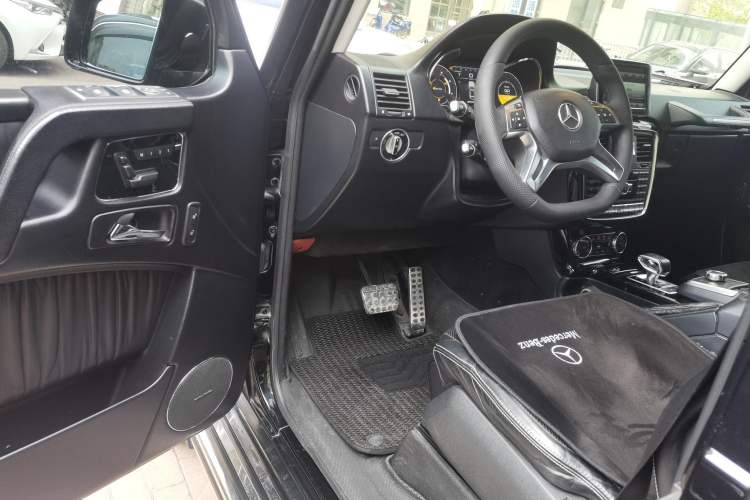Used Mercedes-Benz G-Class 2017 G 500 Driver Seat