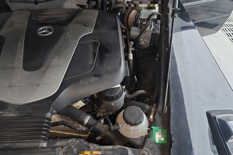 Used Mercedes-Benz G-Class 2017 G 350 d Engine Bay Left