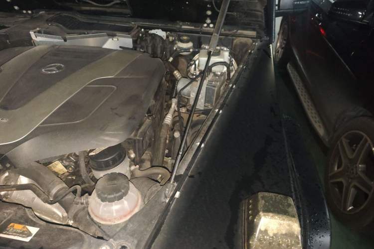 Used Mercedes-Benz G-Class 2017 G 350 d Engine Bay Left