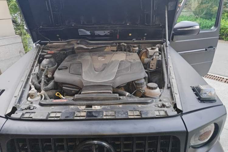 Used Mercedes-Benz G-Class 2017 G 350 d Engine Bay Left