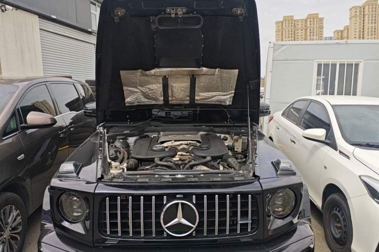 Used Mercedes-Benz G-Class  Engine Bay