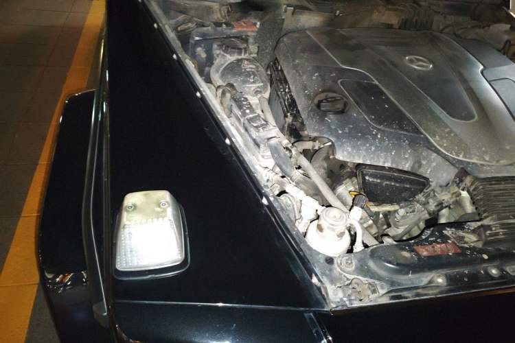 Used Mercedes-Benz G-Class 2017 G 350 d Engine Bay Right