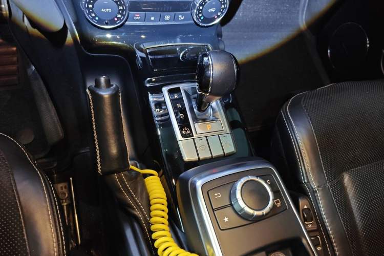 Used Mercedes-Benz G-Class 2017 G 500 Gear Lever