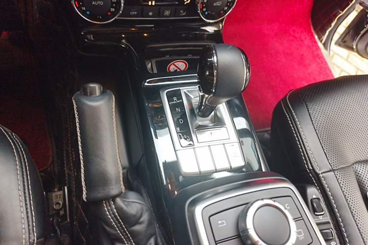 Used Mercedes-Benz G-Class  Gear Lever