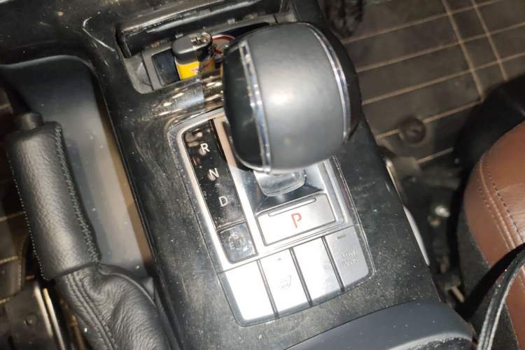 Used Mercedes-Benz G-Class 2017 G 350 d Gear Lever
