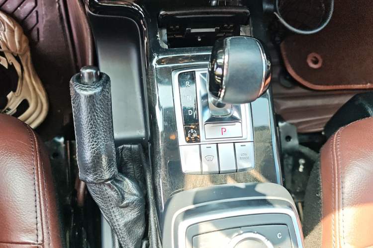 Used Mercedes-Benz G-Class 2017 G 350 d Gear Lever