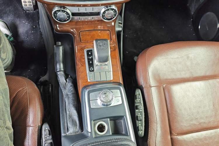Used Mercedes-Benz G-Class  Gear Lever