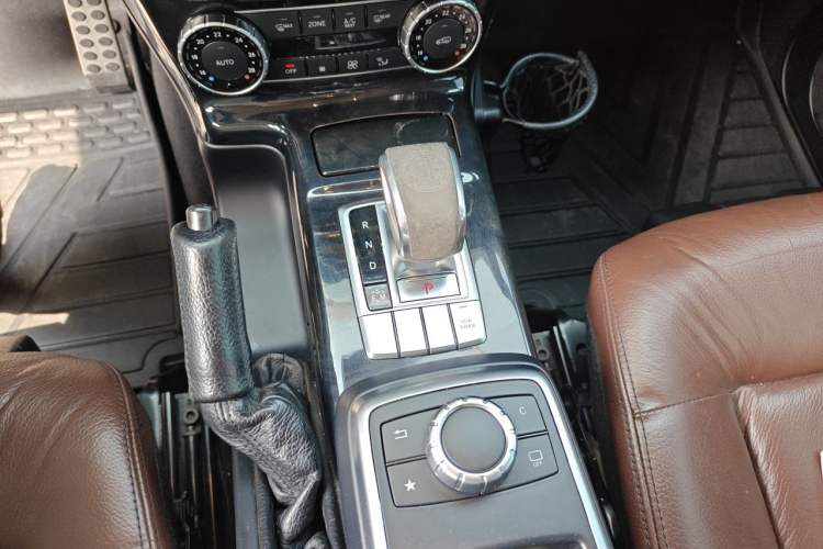 Used Mercedes-Benz G-Class 2017 G 350 d Gear Lever