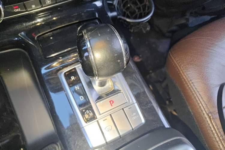 Used Mercedes-Benz G-Class 2017 G 350 d Gear Lever