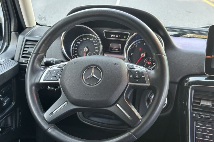 Used Mercedes-Benz G-Class 2017 G 350 d Interior 8