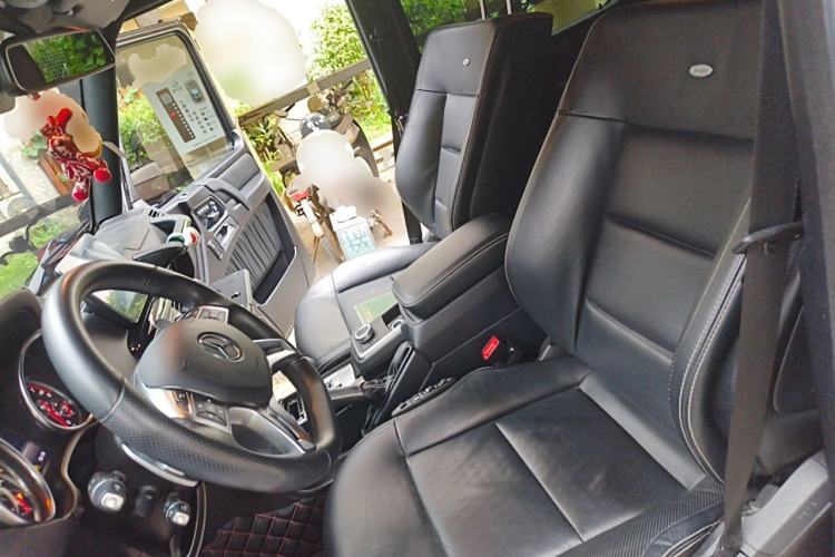 Used Mercedes-Benz G-Class  Left Front Seat