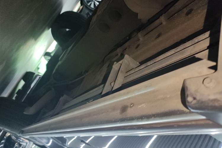 Used Mercedes-Benz G-Class 2017 G 350 d Left Side Sill