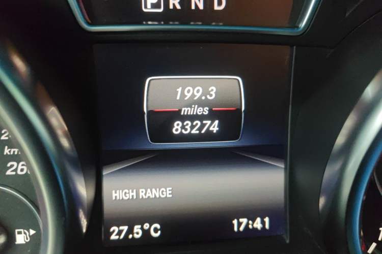 Used Mercedes-Benz G-Class 2017 G 500 Odometer Close Up