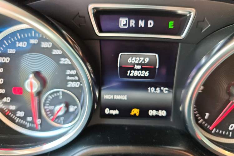 Used Mercedes-Benz G-Class 2017 G 350 d Odometer Close Up