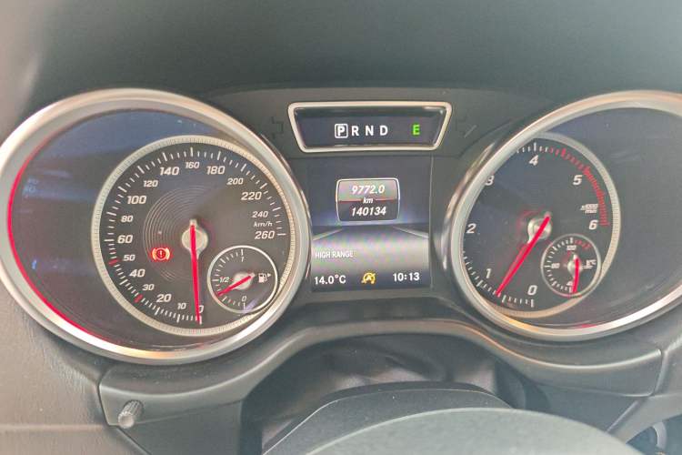 Used Mercedes-Benz G-Class 2017 G 350 d Odometer Close Up