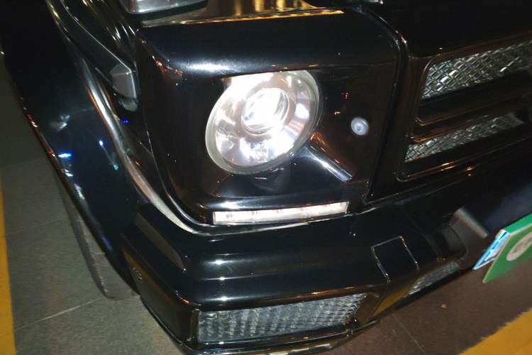 Used Mercedes-Benz G-Class 2017 G 350 d Right Front Headlight
