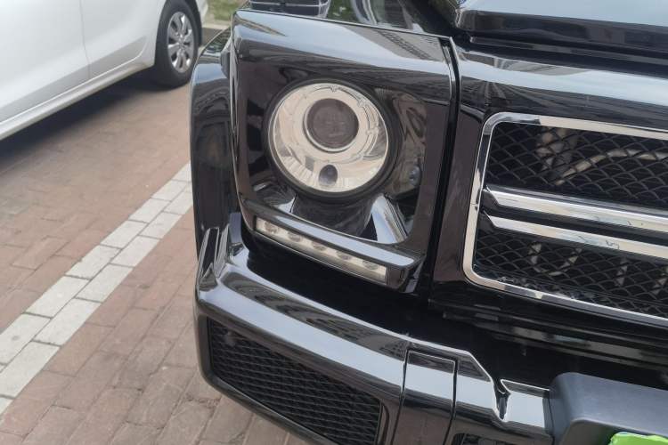 Used Mercedes-Benz G-Class 2017 G 500 Right Front Headlight