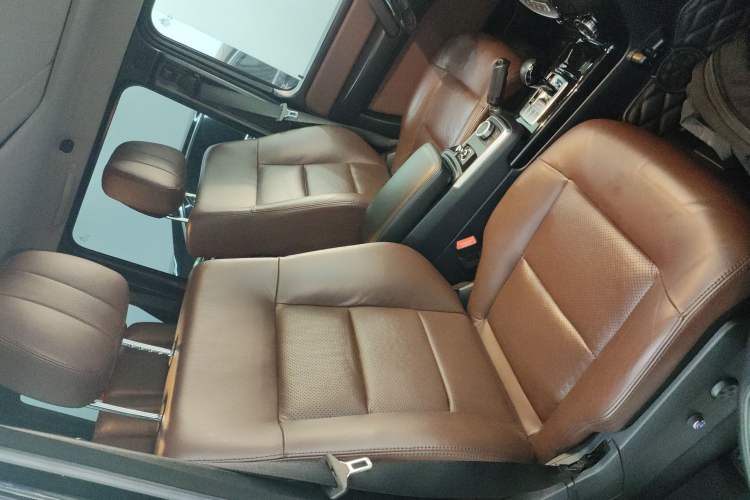 Used Mercedes-Benz G-Class 2017 G 350 d Right Front Seat