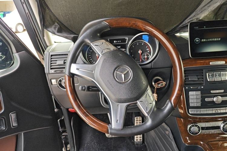 Used Mercedes-Benz G-Class  Steering Wheel
