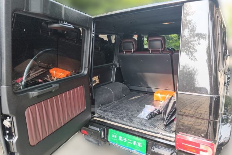 Used Mercedes-Benz G-Class 2017 G 500 Trunk