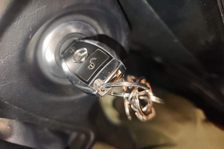 Used Mercedes-Benz G-Class 2017 G 350 d Vehicle Key