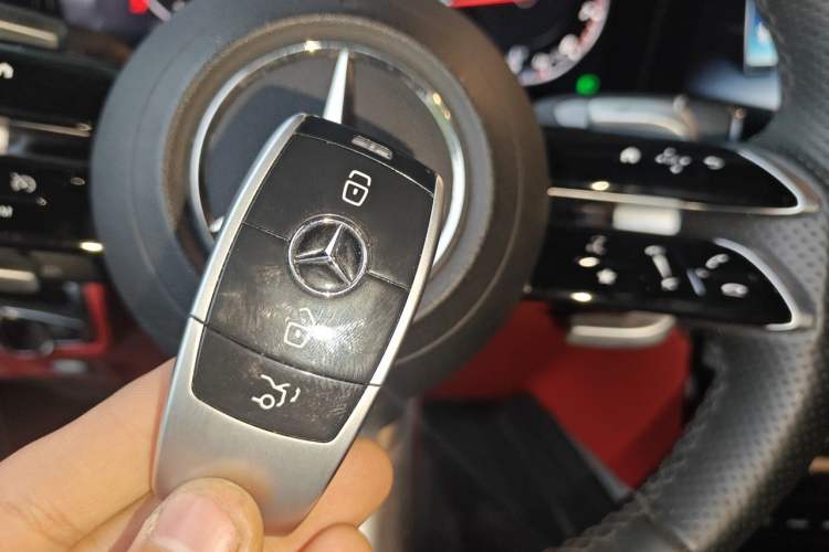 Used Mercedes-Benz G-Class 2017 G 350 d Vehicle Key