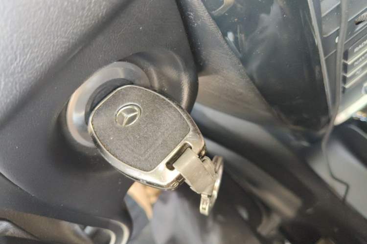 Used Mercedes-Benz G-Class 2017 G 350 d Vehicle Key
