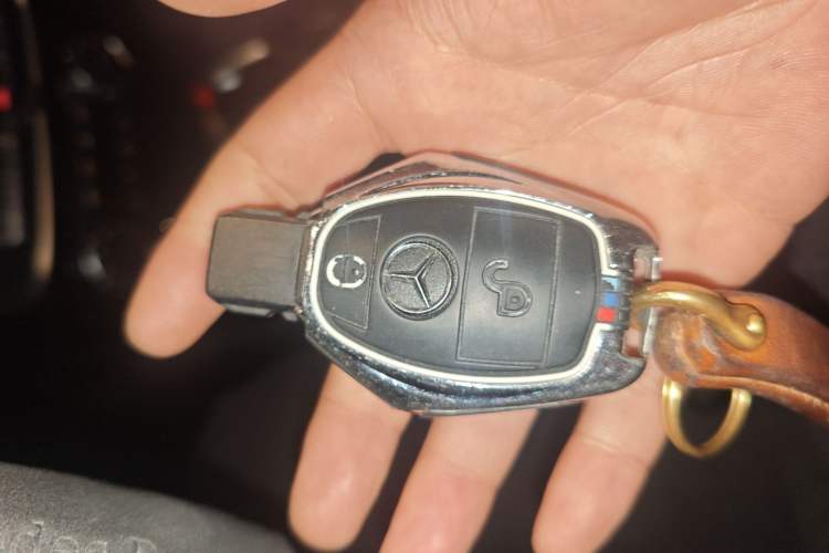 Used Mercedes-Benz G-Class 2017 G 350 d Vehicle Key